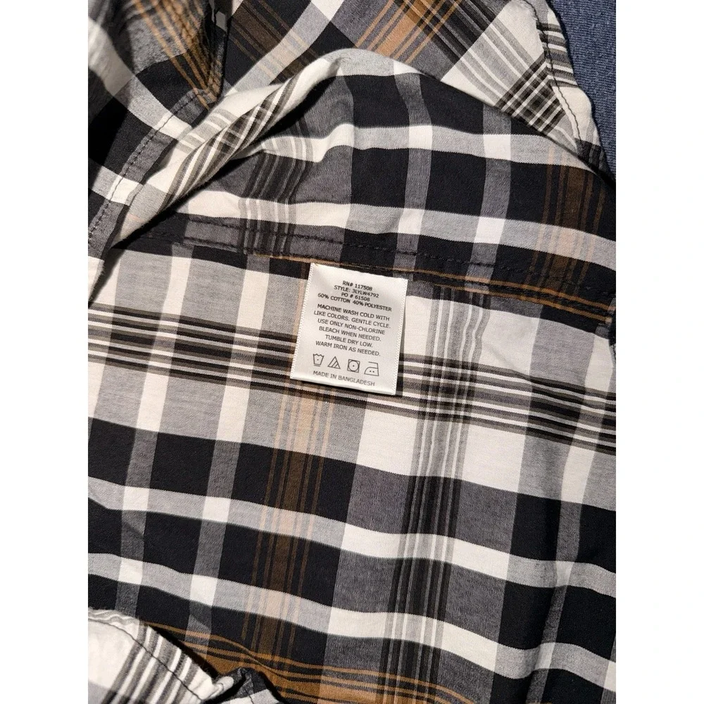 Levi's Dress Shirt Long Sleeves Size XL
